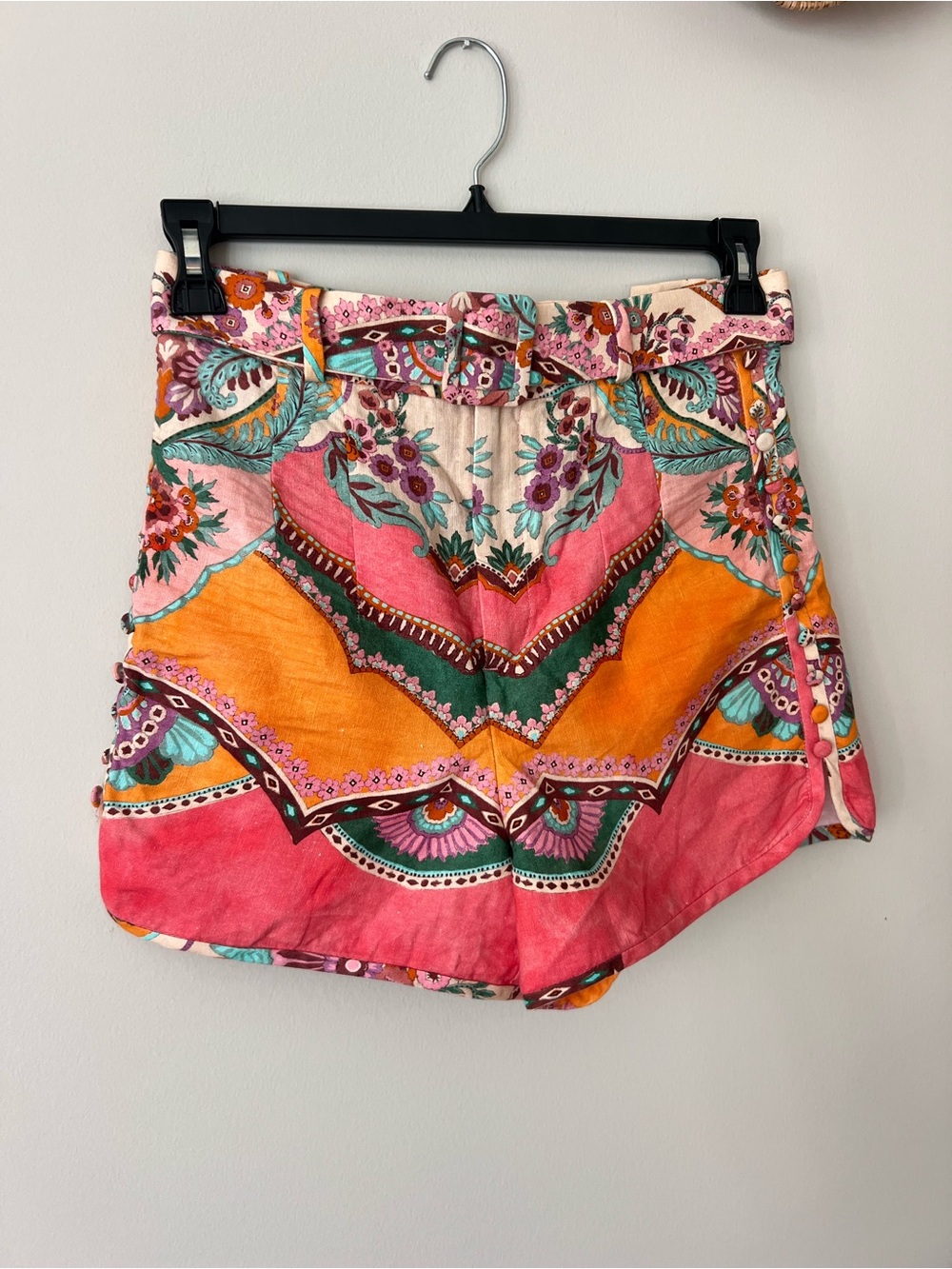 Zara Linen-blend high waisted multiprint belted shorts - S - Picture 3 of 7